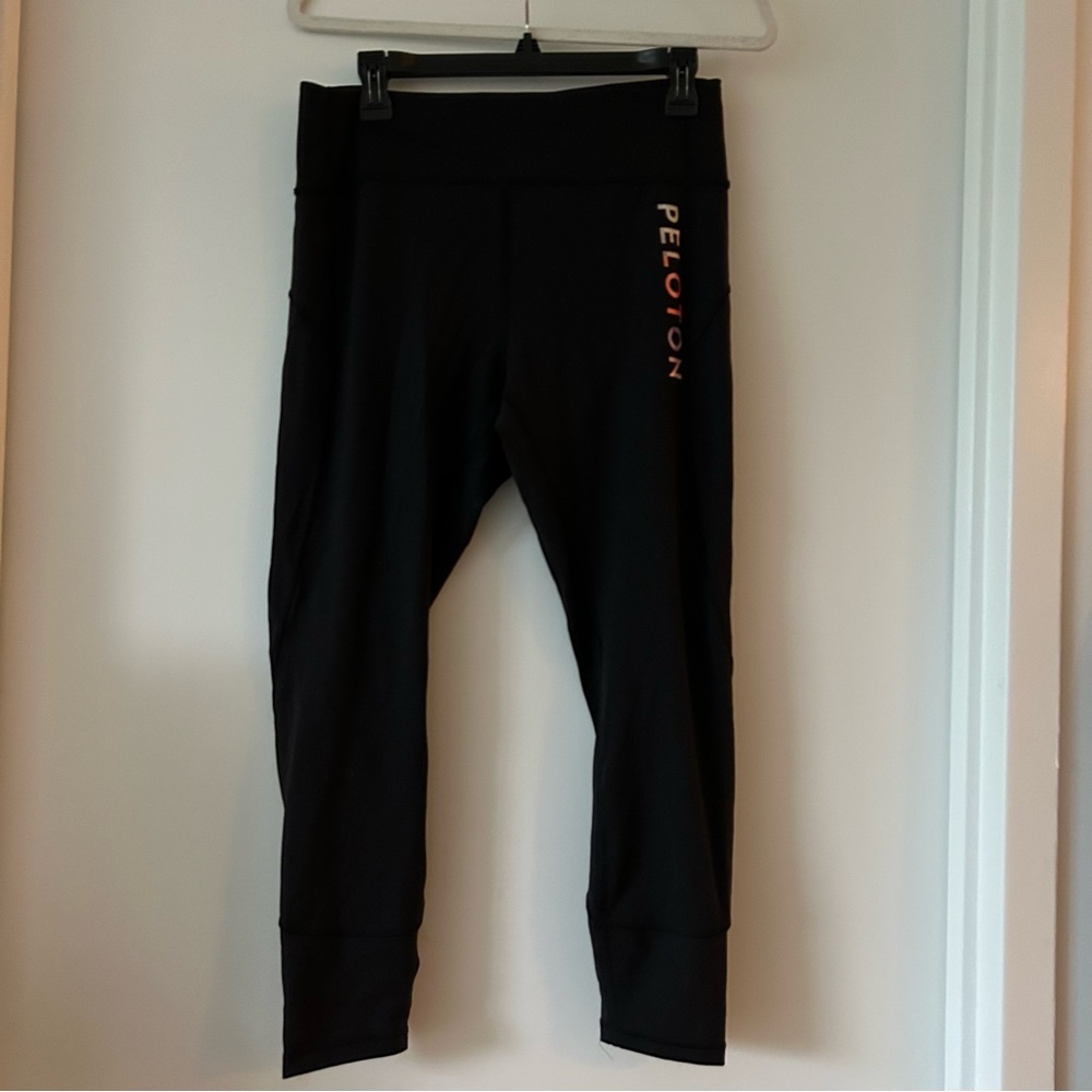 Peloton x Lululemon Cropped Legging Pants‎ size 12